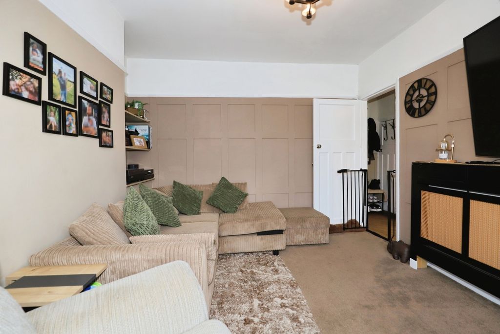 Property photo 2 of 15 Pbox-Img.Jpg