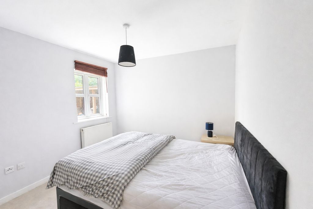 Property photo 3 of 8 Image