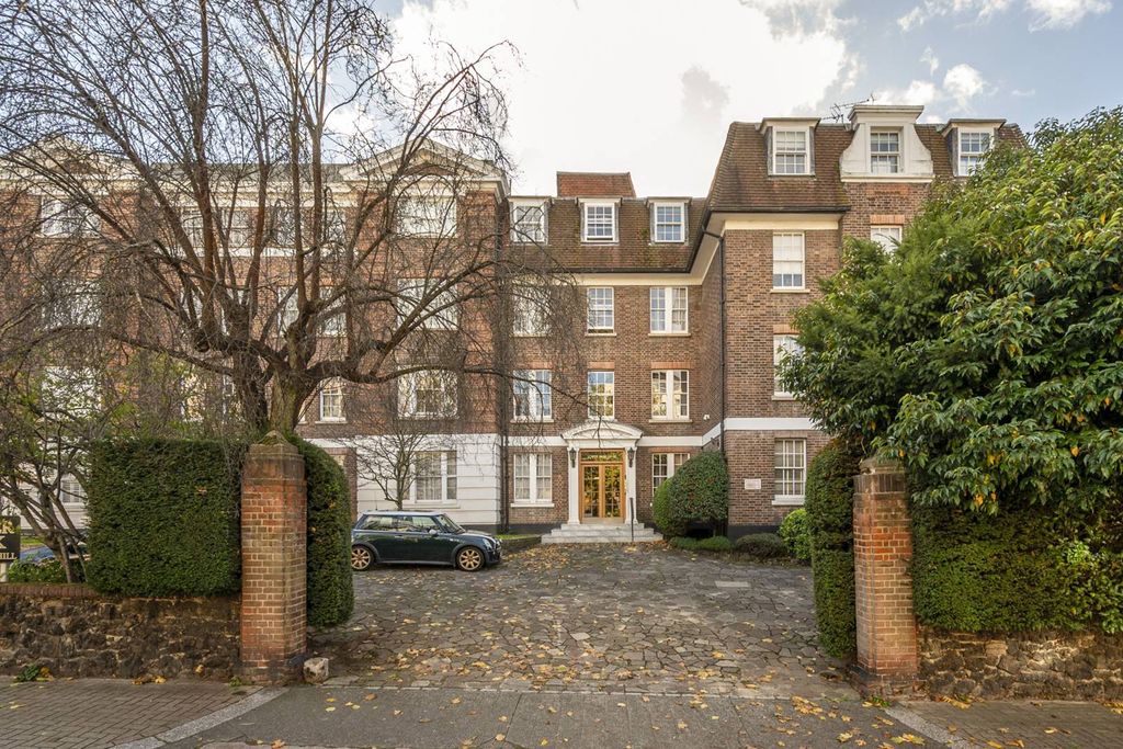 Property photo 2 of 12