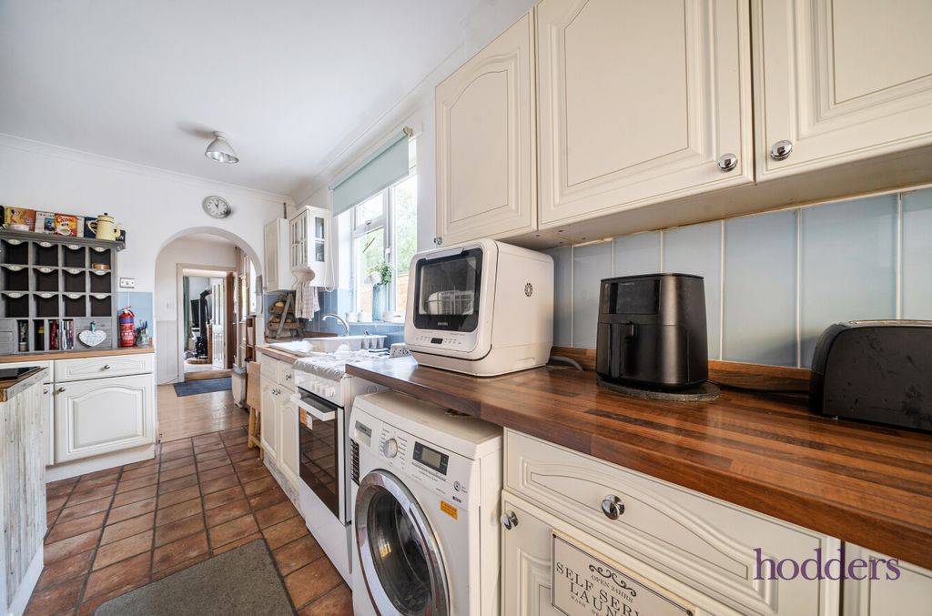 Property photo 3 of 18 04Df0B99-ba69-4Bf...