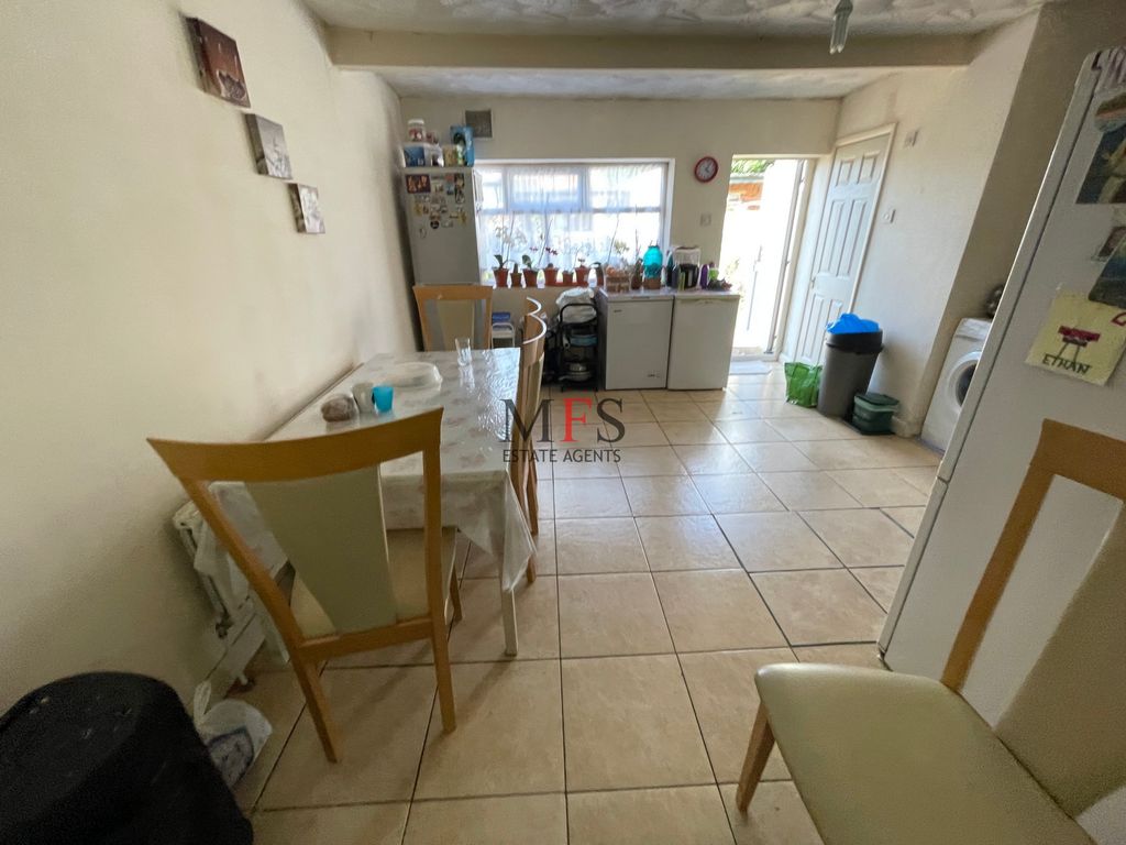 Property photo 2 of 13 Photo 10