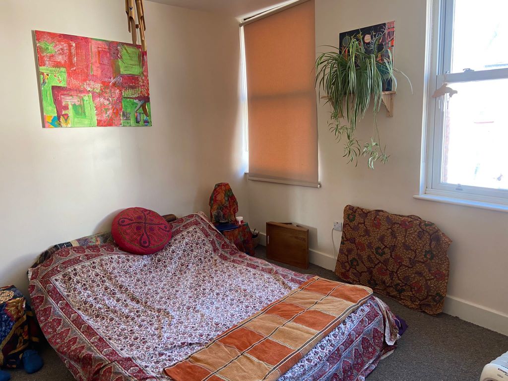 Property photo 3 of 5