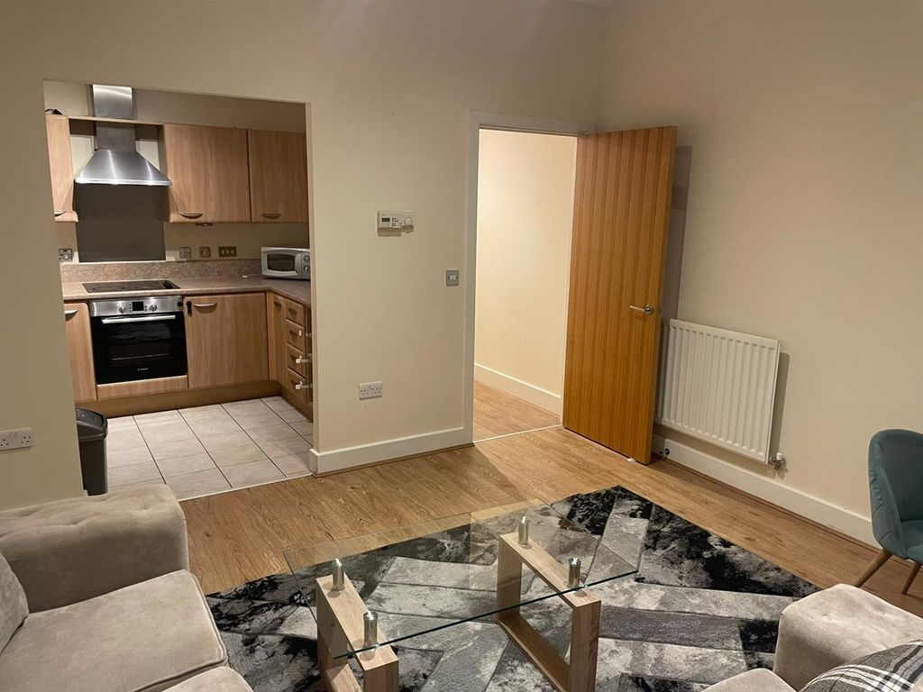 Property photo 1 of 9