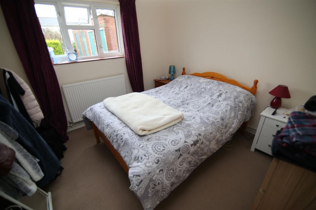 Property photo 3 of 4