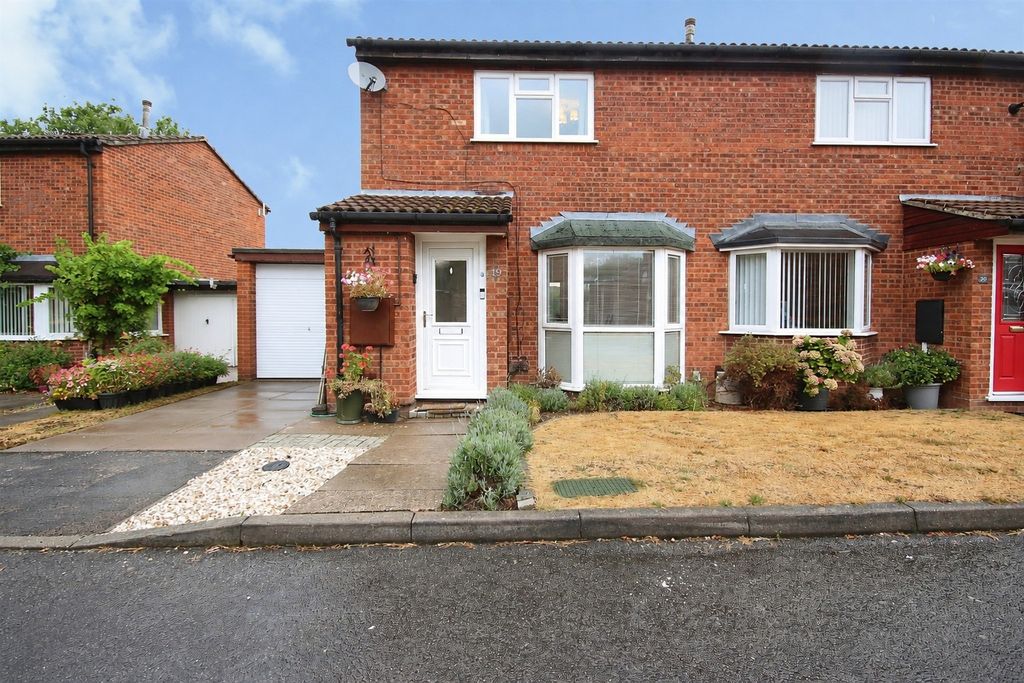 Property photo 1 of 11