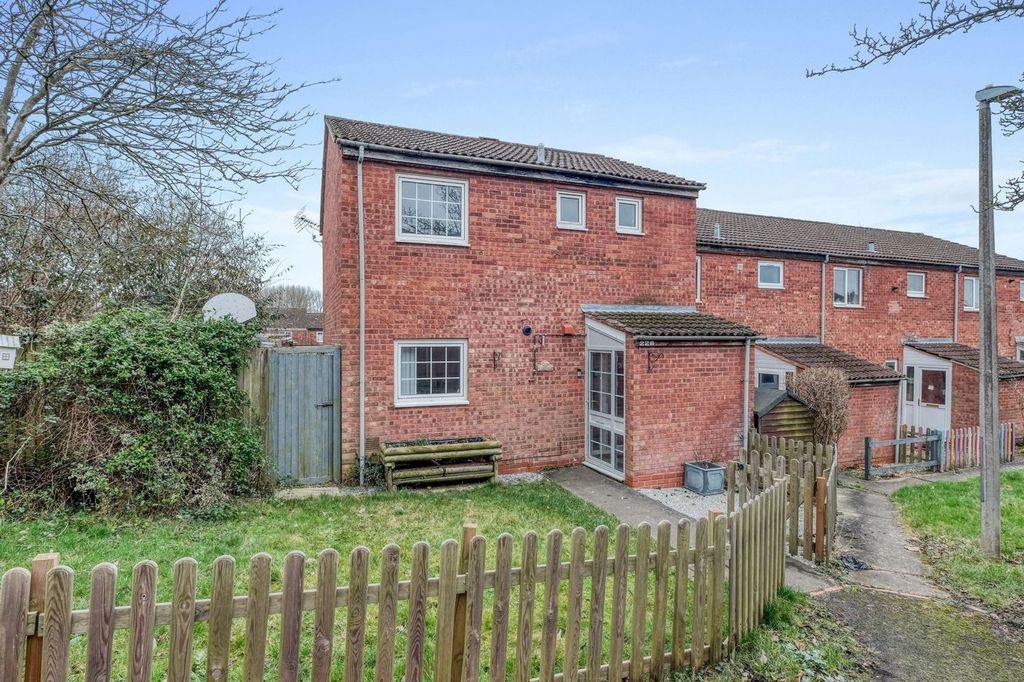 Property photo 1 of 16