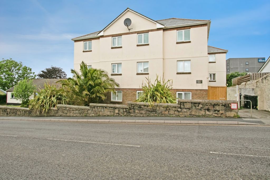 Property photo 1 of 9 External Of Block