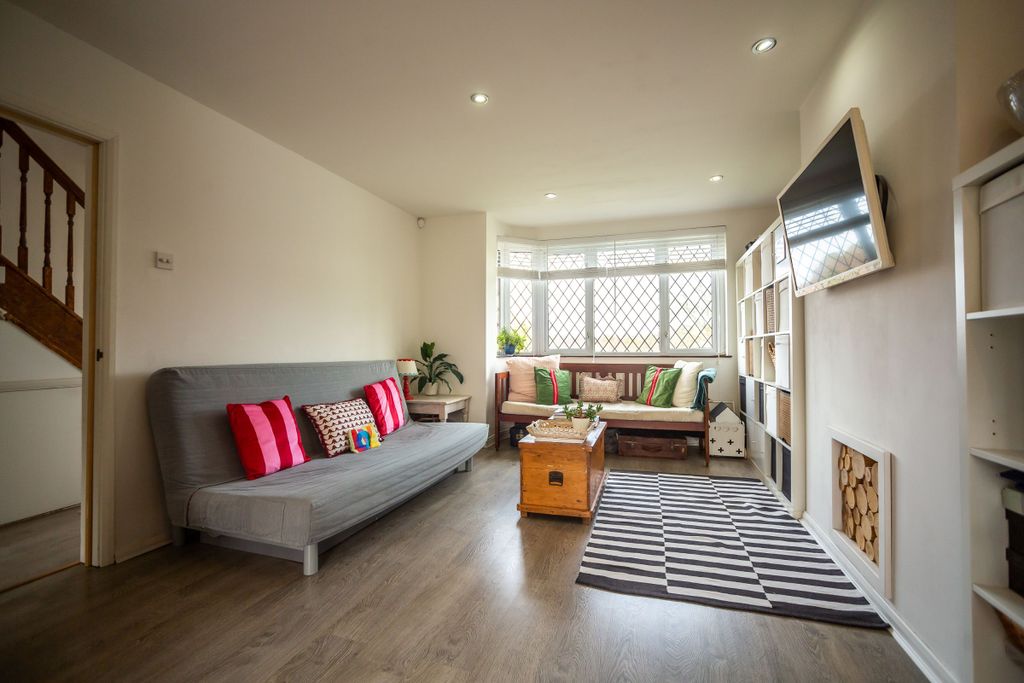 Property photo 3 of 13