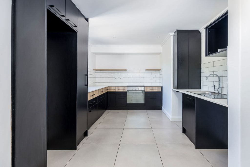 Property photo 2 of 15 Dbv1706568