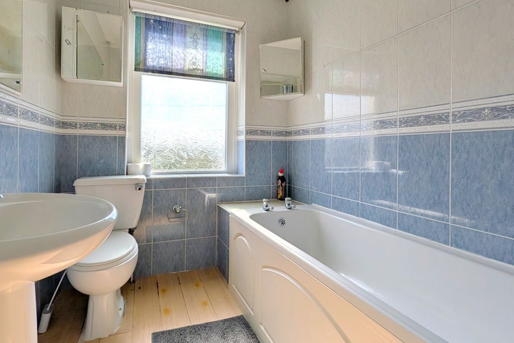 Additional image 20 of 3 bed end terrace house for saleHuddersfield Road, Brighouse, West Yorkshire HD6