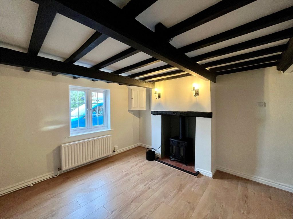 Property photo 3 of 16 Sitting Room