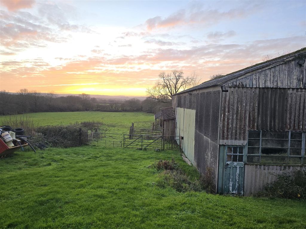 Property photo 2 of 27 20251216_160418.Jpg