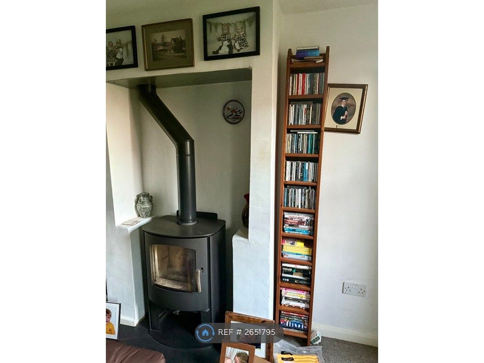 Property photo 3 of 17