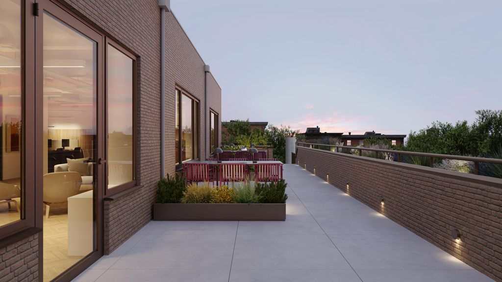 Property photo 2 of 15 Level 2 Terrace