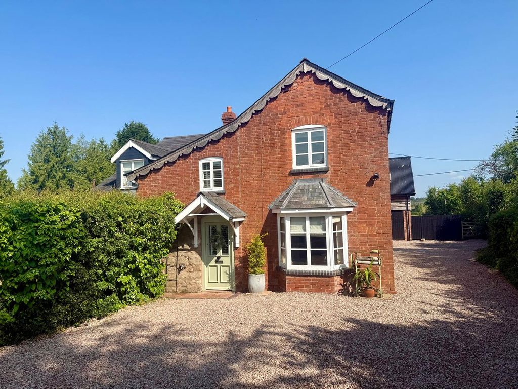 Property photo 2 of 45