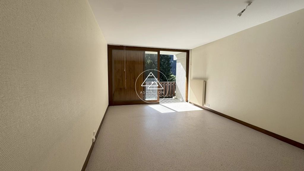 Property photo 1 of 19 Renovation Project - One-Bedroom Apartment Close To The Center Of Saint-Jean-d’Aulps