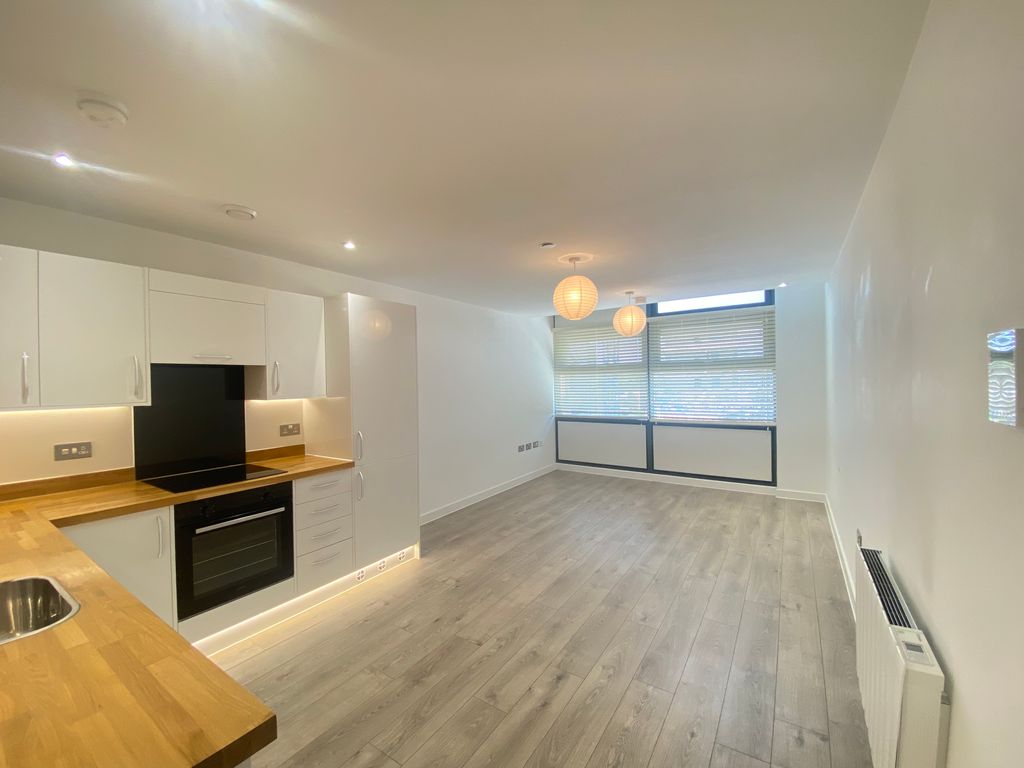 Property photo 3 of 6 Bedroom 2