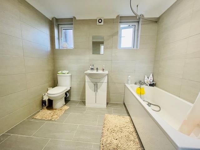 Property photo 3 of 10 Image