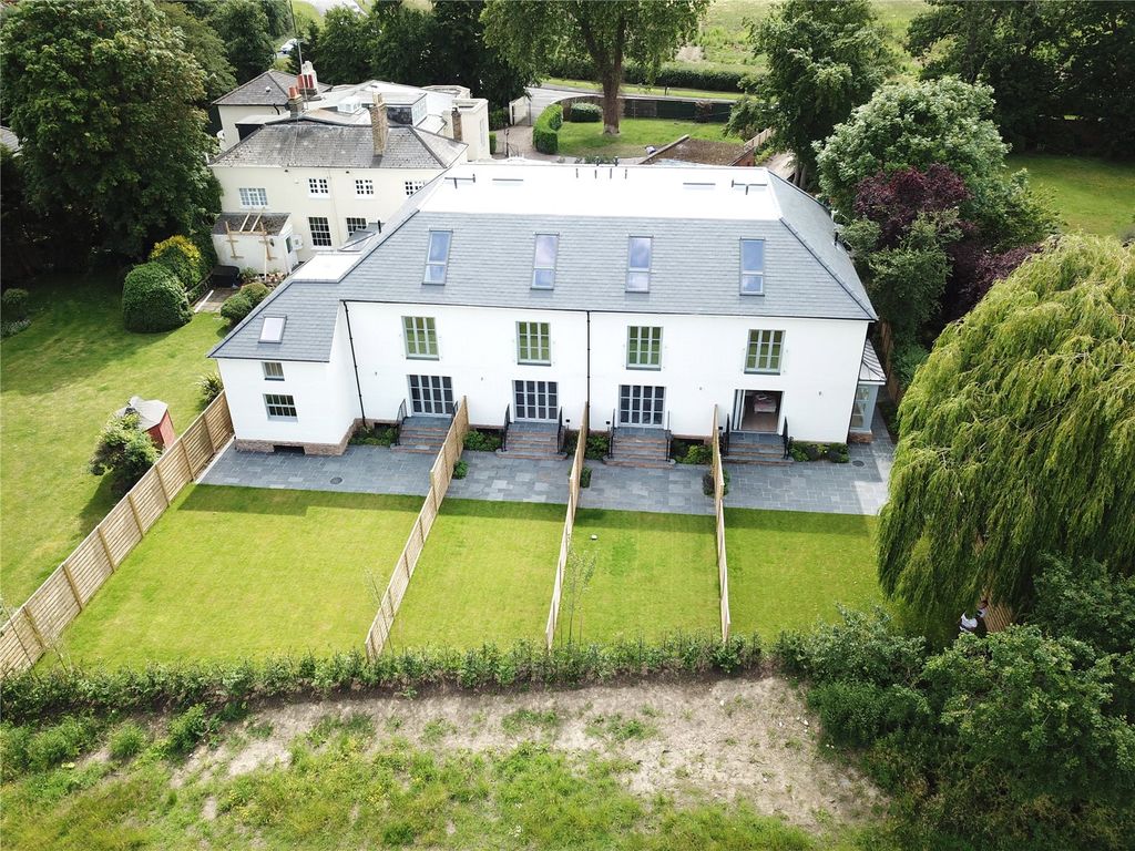 Property photo 1 of 16 Picture No. 21