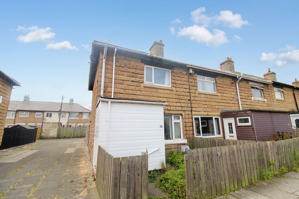 Property photo 2 of 12