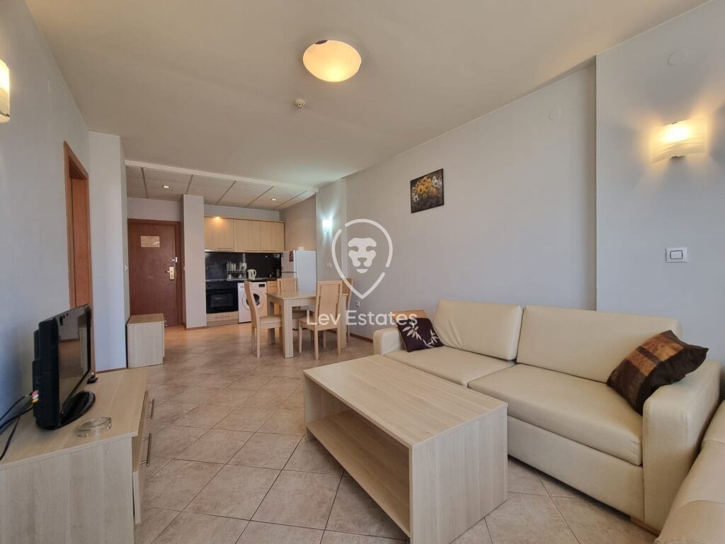 Property photo 2 of 13