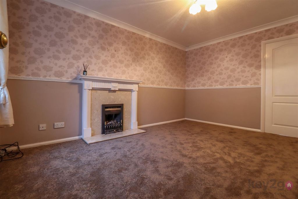 Property photo 2 of 14 Img_4259.Jpg