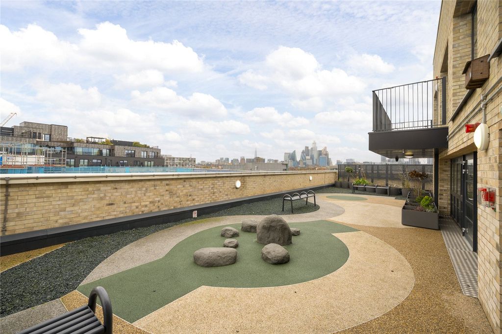 Property photo 1 of 4 Picture No. 10