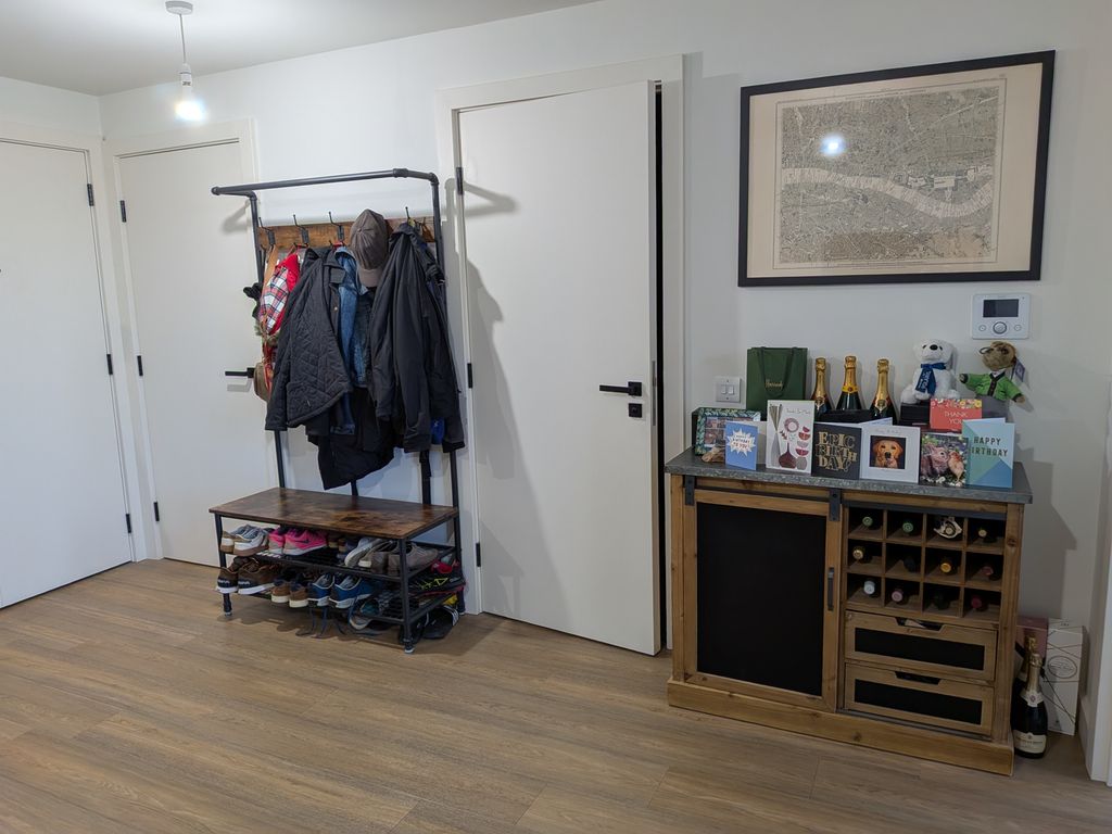 Property photo 3 of 13 Entry Way