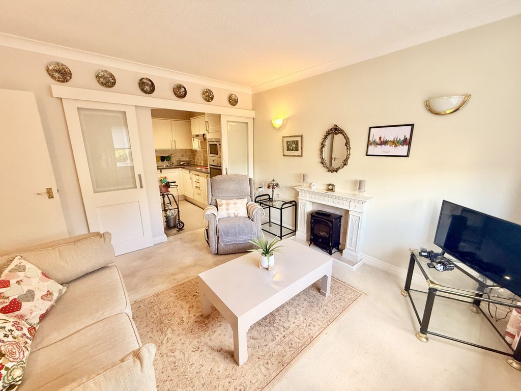 Property photo 2 of 10