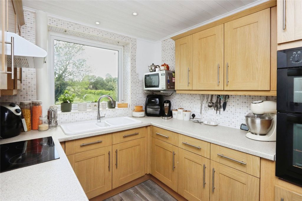Property photo 3 of 20 Picture No. 21
