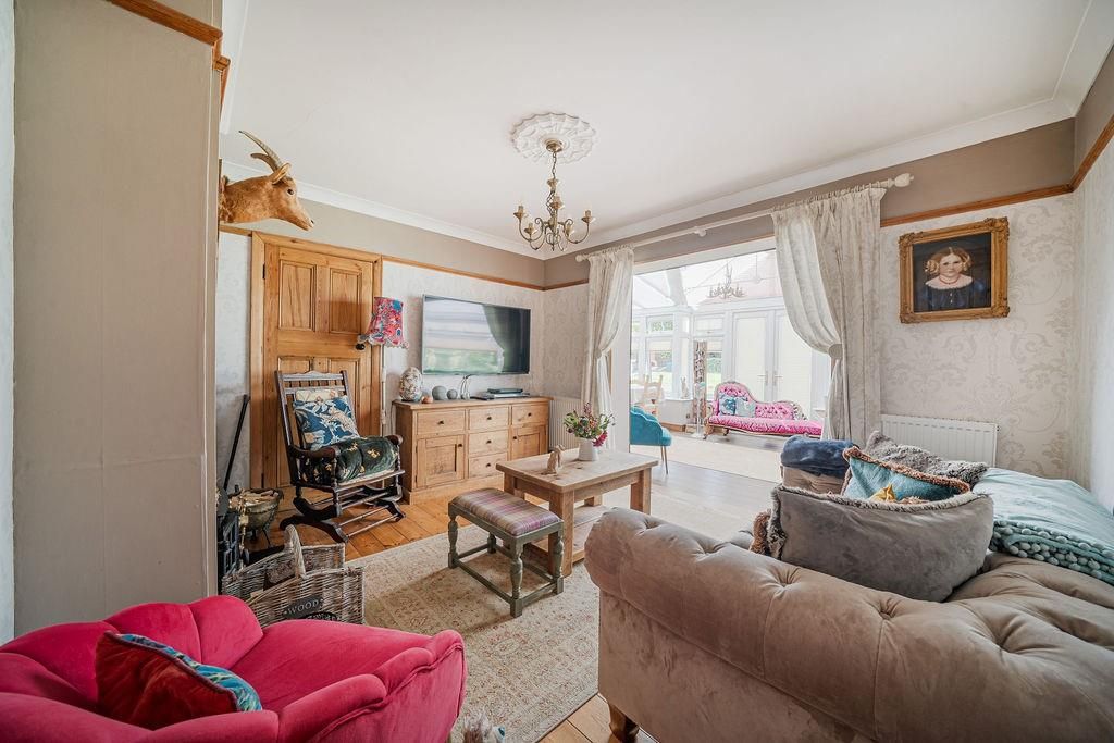 Property photo 3 of 25 Landsdown 17.Jpg