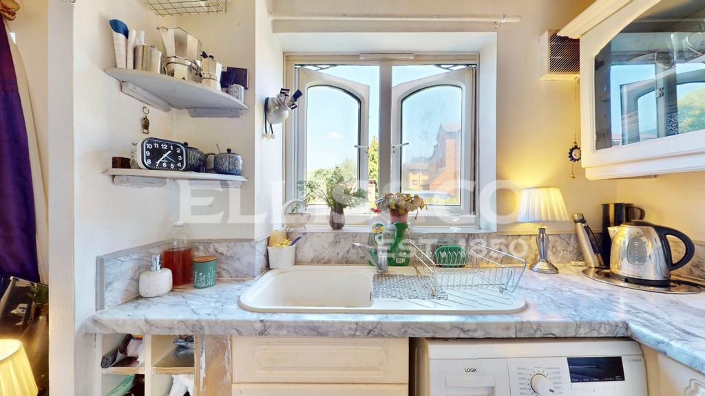 Property photo 2 of 19 Picture No. 02