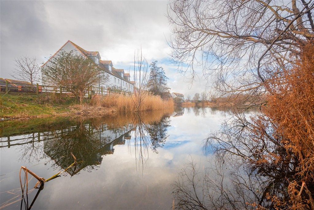 Property photo 1 of 12 External Lifestyle Photograph Web