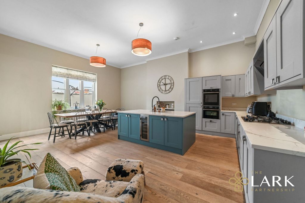 Property photo 2 of 27 Pt-Lark-34Lowerbrookrd-45