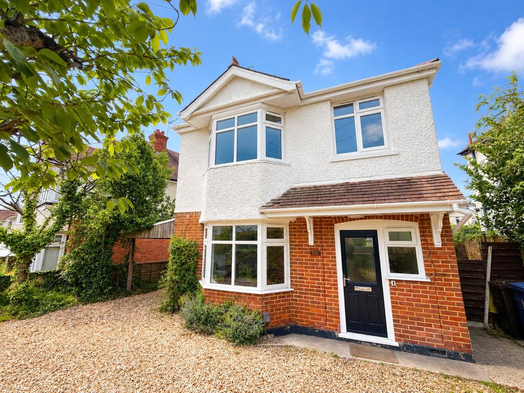 Property photo 1 of 15 Sandbanks Road