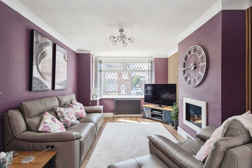 Property photo 2 of 18 Pbox-Img.Jpg