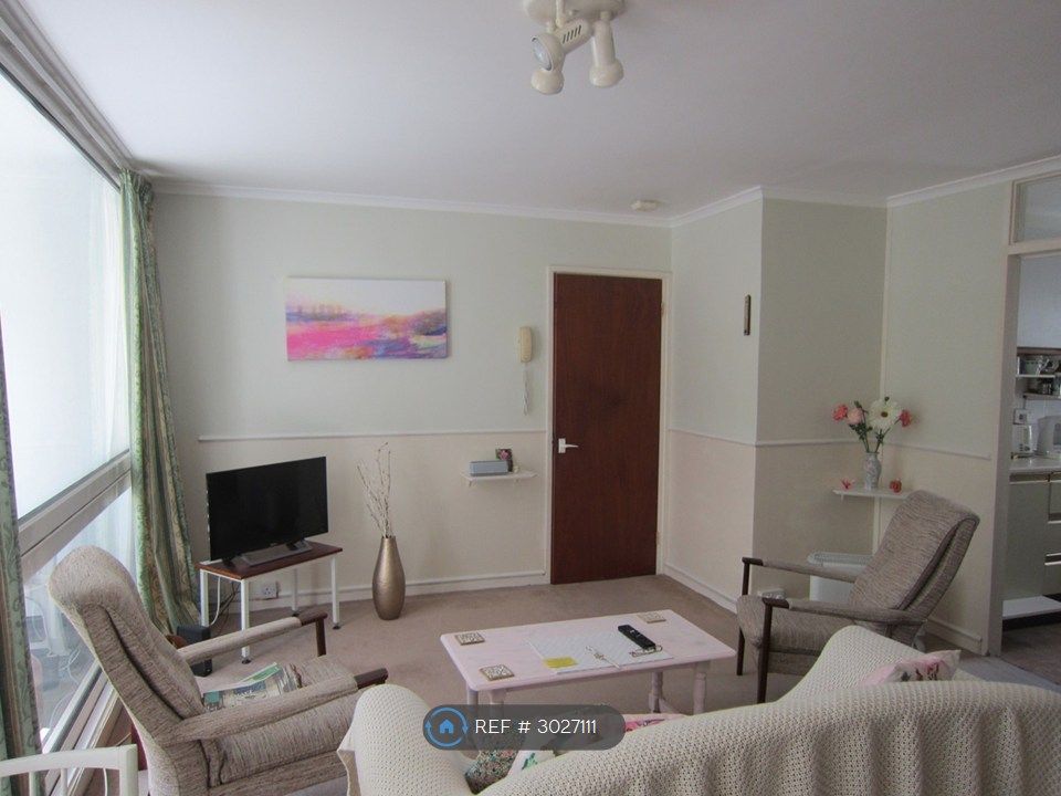 Property photo 2 of 13 Living Room