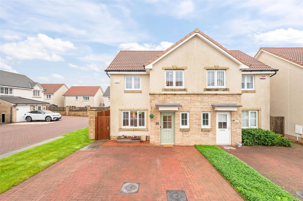 Property photo 1 of 32 1.Jpg
