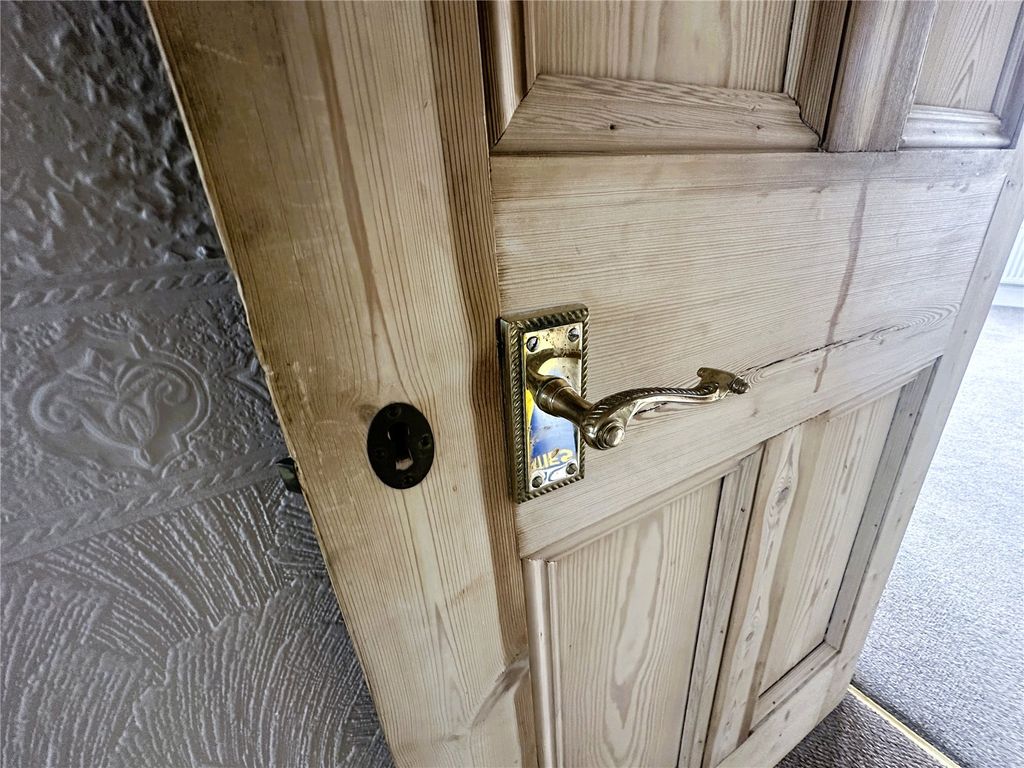 Property photo 3 of 12 Picture No. 04