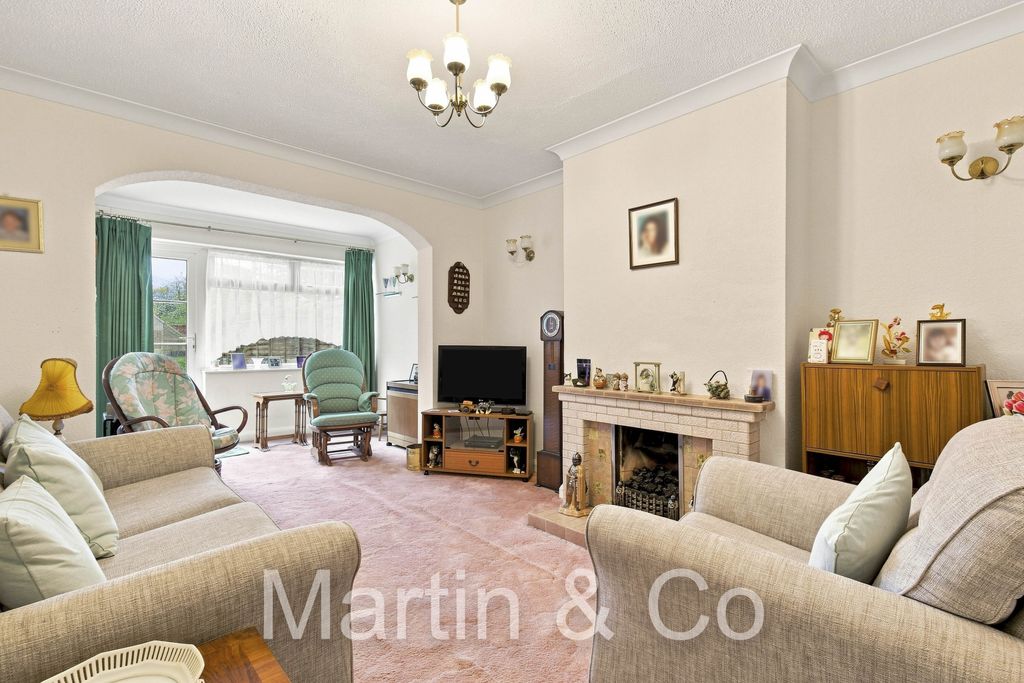 Property photo 2 of 14