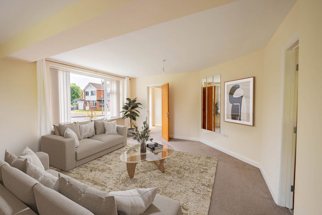 Property photo 2 of 23