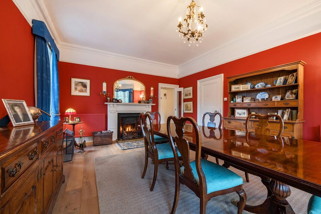 Property photo 2 of 36 Picture No. 77