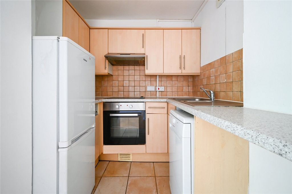 Property photo 3 of 8 Picture No. 07