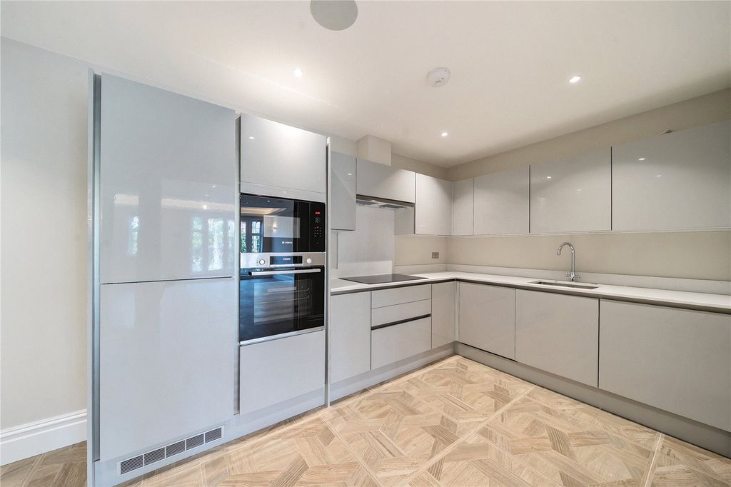 Property photo 1 of 11 Picture No. 02