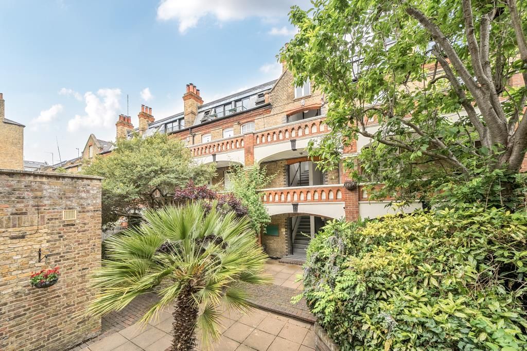 Property photo 3 of 23 External View