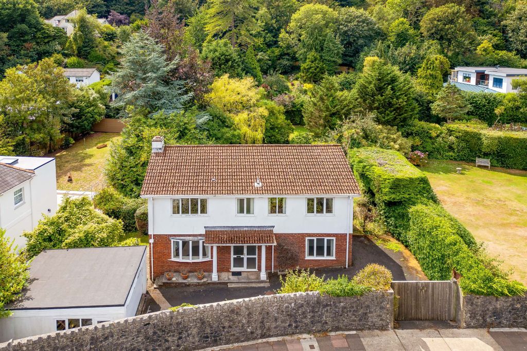 Property photo 1 of 26