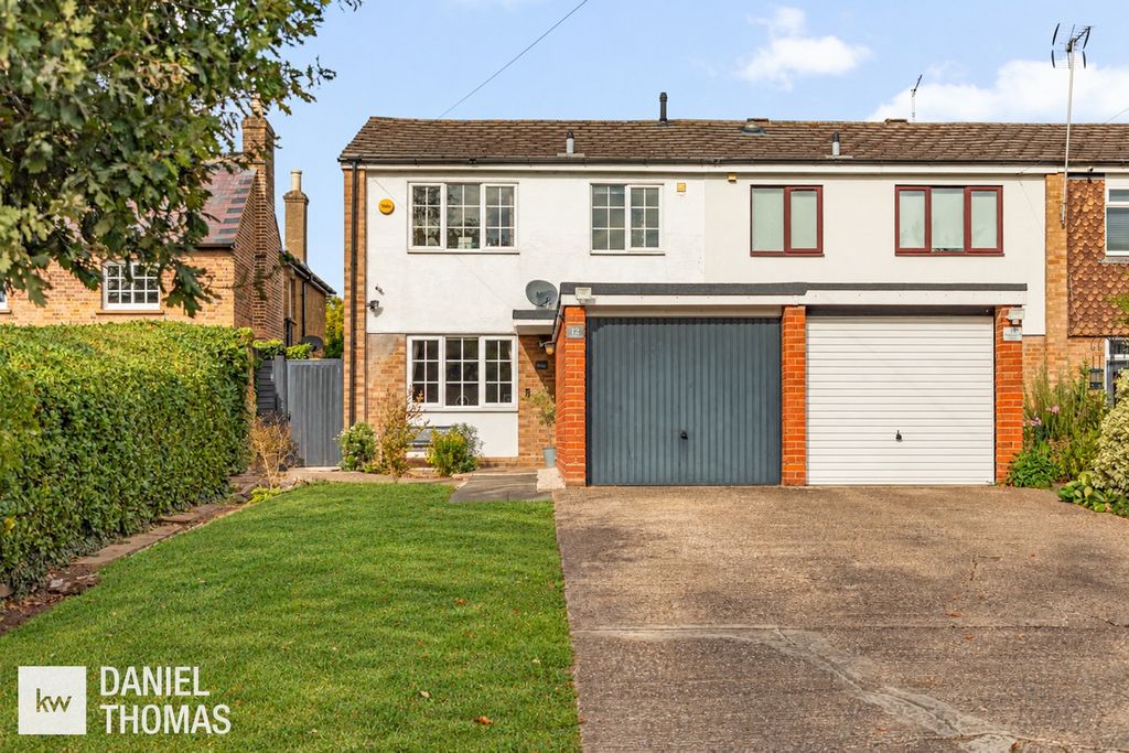 Property photo 1 of 38