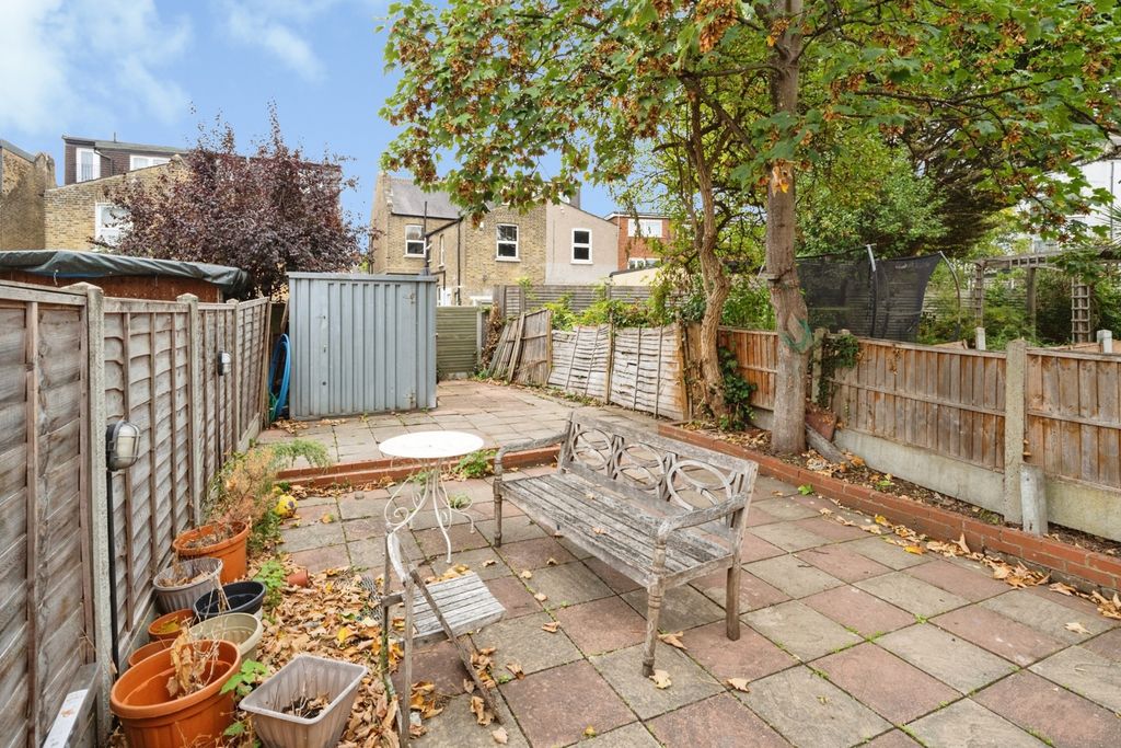 Property photo 3 of 22 Pbox-Img.Jpg