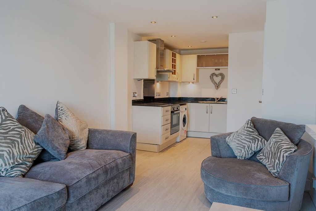 Property photo 2 of 12