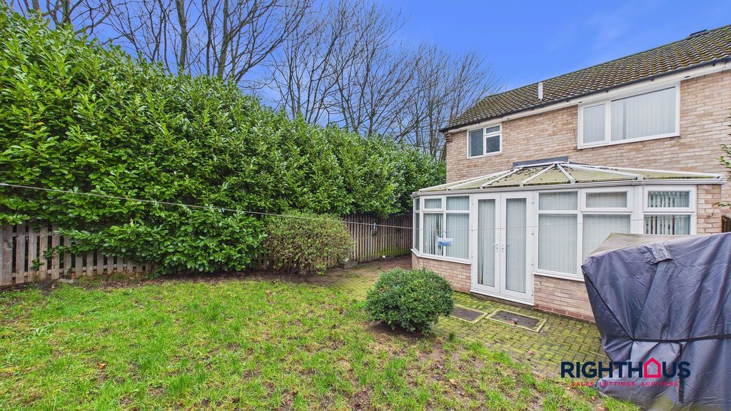 Property photo 2 of 13